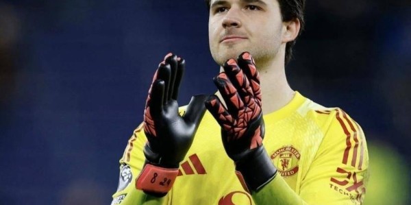 持续闪耀！2100万欧新门神撑起曼联半边天，铁拳砸碎球队门线危机