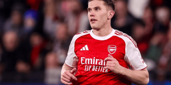 英超神剧情：门将两次失误送大礼，领头羊接近冠军，阿尔特塔挥拳狂欢