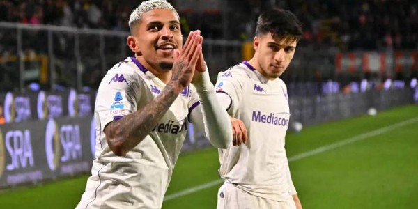 英超狼队疯狂反击夺1分，意甲佛罗伦萨4-1横扫保级对手