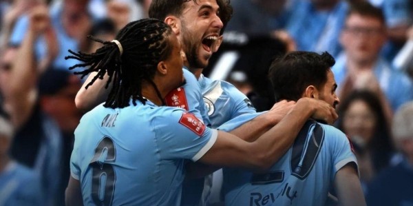 足总杯曼城2比1南安普敦，8分钟逆转是警示，轮换阵容低效是隐患