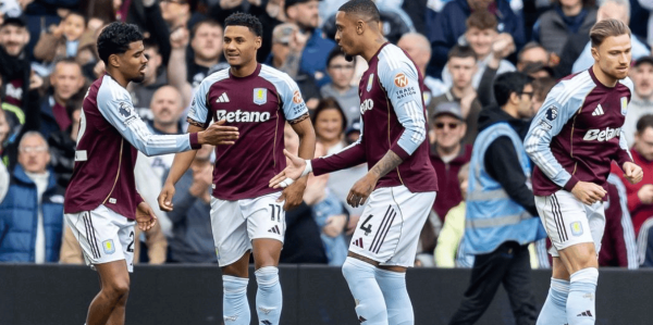 英超神剧情：4-3险胜，亚伯拉罕补时绝杀，埃梅里疯狂庆祝