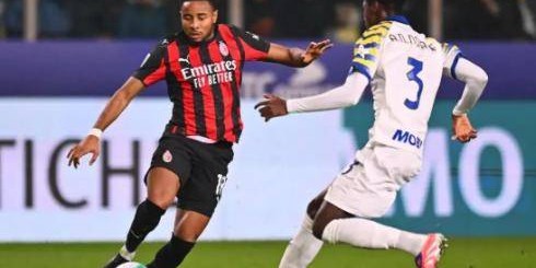 一手好牌打稀烂！AC米兰0-1输球丢客场金身，莱奥内讧，争冠差8分保四也悬了