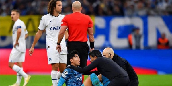 欧冠淘汰赛开局就显锋芒，马竞半小时4比1领先热刺，热刺防线暴露且马竞进攻高效让局势难以逆转