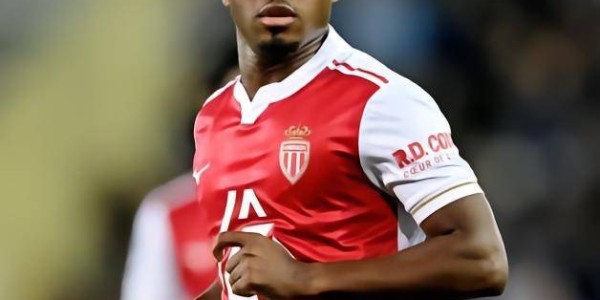 巴萨重磅，不仅甩掉高薪包袱，还收入1100万，梅西接班人闪耀法甲