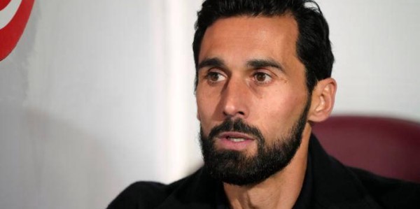 冬窗无动作，佛爷节省开支惹争议，阿韦洛亚受压，夏窗换帅成转折点