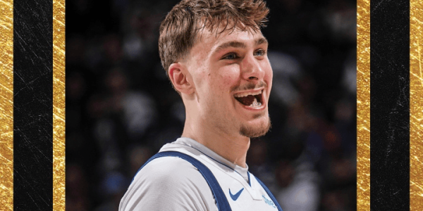 NBA官方：独行侠状元弗拉格当选年度最佳新秀