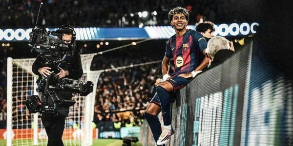 一场7-2！巴萨酿惨案！刷新欧冠最老纪录！不是亚马尔，他才是全场最佳！