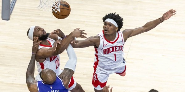 致胜法宝！火箭共命中14个三分 阿门铁树开花