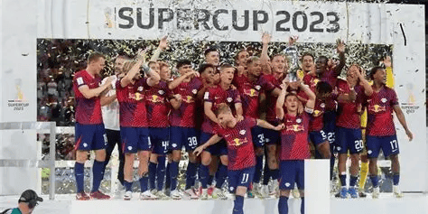 莱比锡兵强马壮猛攻，霍芬海姆残阵死守德甲卡位战，莱比锡vs霍芬海姆