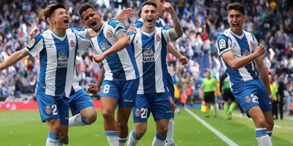 欧联附加赛2-1，利物浦38岁旧将一球一助，西甲第7胜希超第3占先机