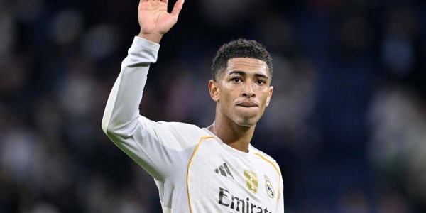 欧冠联赛曼城2-1逆转皇马，放大10倍后看细节，原因清晰可见