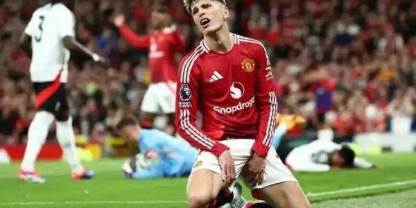 博加德建议加纳乔留队，斯洛特可以学习安胖