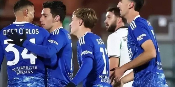 尤文1-1萨索洛＋科莫今日赢球至少以3分的优势坐稳联赛第4！