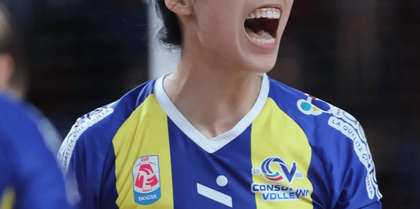 意甲凯旋！庄宇珊回国驰援母队，国内顶尖小主攻双线担当