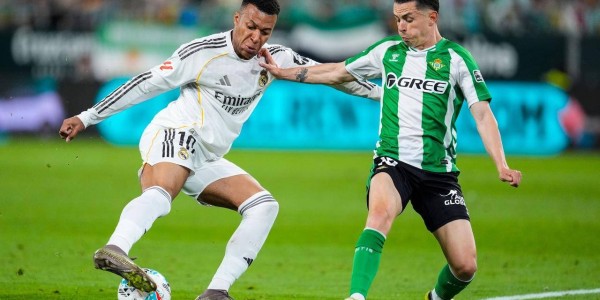 随着补时丢球+皇马1-1遭读秒绝平，西甲最新积分榜出炉