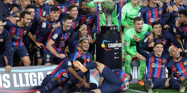 巴塞罗那VS纽卡斯尔联：欧冠1/8决赛次回合比分预测与赛事分析