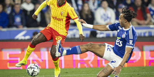 朗斯与巴黎的争夺战：魔鬼赛程下的欧冠梦