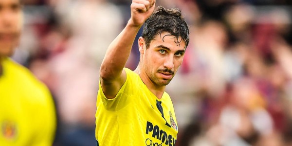 欧冠神迹！37岁莱万双响创两大历史纪录：征服41队，淘汰赛进球超本泽马！