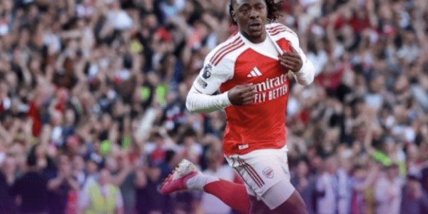 阿森纳1-0纽卡再回榜首：压力之下完成了脱险，然而进攻布置一般