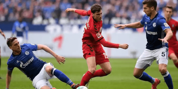 德甲激战一触即发：弗赖堡主场誓破柏林联合铁桶阵