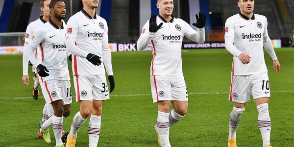 德甲前瞻：法兰克福VS沃尔夫斯堡，火力风暴与保级焦虑的对决