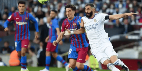 西甲巅峰对决：比利亚雷亚尔VS皇马——积分榜次席之争的战术博弈