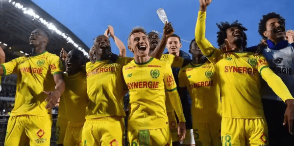 周六025西甲焦点！[20]奥维耶多VS[12]巴伦西亚 升班马保级生死战，伤病博弈定走向