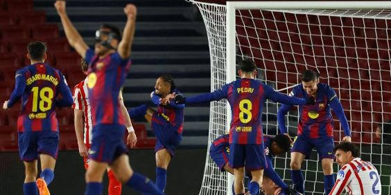 逆转王者！卫冕冠军巴萨客场3-1翻盘马竞，稳居西甲榜首