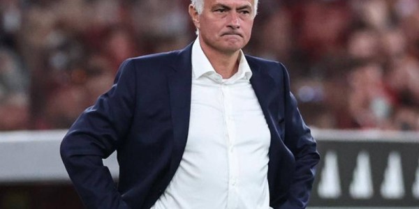 首胜告捷！穆里尼奥率本菲卡力克欧洲四冠王，皇马成欧冠晋级关键