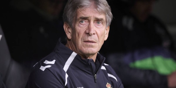 皇马近4战本菲卡1胜3负失15球，穆帅欧冠淘汰赛已超十年未尝胜果