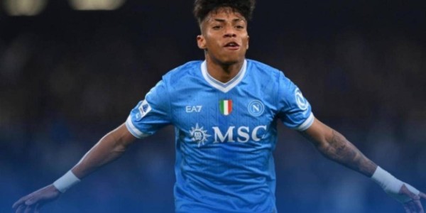 足坛悲喜一夜！大巴黎1-3爆冷，皇马绝杀，利物浦复出，拜仁夺冠倒计时