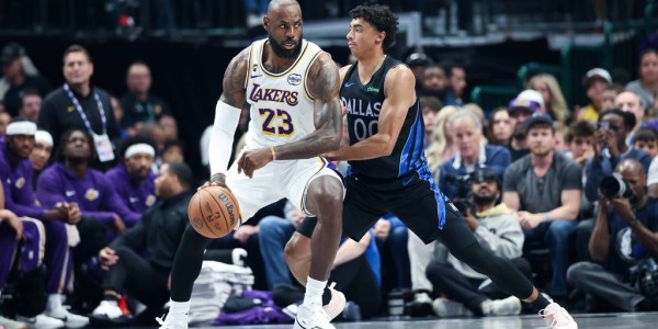 弗拉格45分詹姆斯空砍30分 独行侠险胜湖人