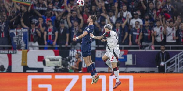 巴黎圣日耳曼六冠荣耀：从法甲到洲际杯的辉煌征程