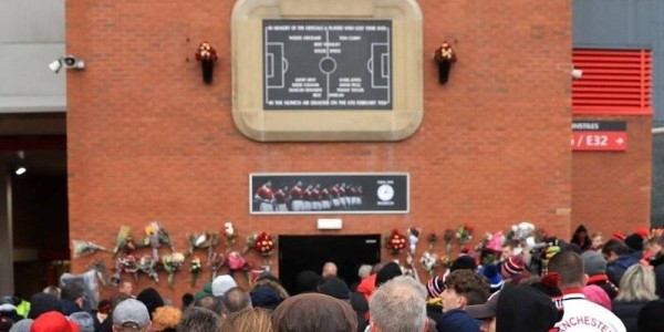 3人缺席！卡里克遇上老东家，曼联三年不胜，弗兰克指出关键区别