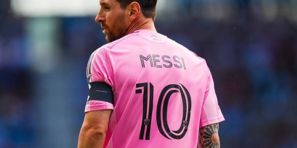 TA：说梅西只说进球！就跟数莎士比亚写过多少剧本一样肤浅！