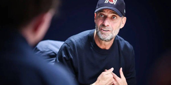 曼联否认再遭克洛普拒绝！豪门教头遇斩杀线，名帅纷纷选择国家队