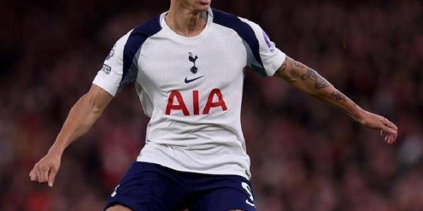 4-1！埃泽帽子戏法主导北伦敦德比，阿尔特塔战术奏效，阿森纳崛起