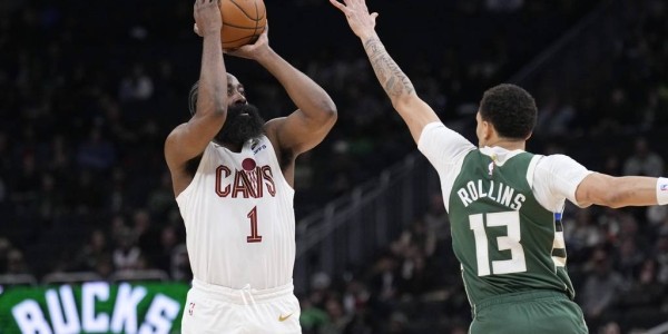 哈登27+5+6莫布里27+15 骑士险胜雄鹿