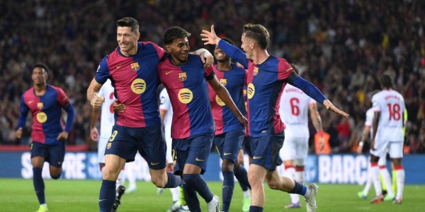 巴萨商业收入飙升至32亿欧元，全球赞助商超50家，冬窗或豪掷三强援