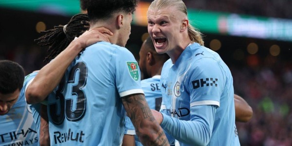 0-2！曼城击败阿森纳！夺得第九座英格兰联赛杯冠军！奥赖利梅开二度！倚天足球