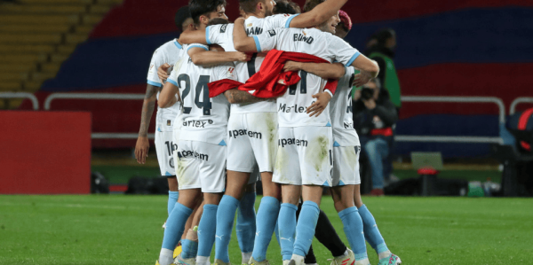 西甲焦点战：赫罗纳主场迎战马德里竞技——攻防博弈下的胜负天平与比分前瞻