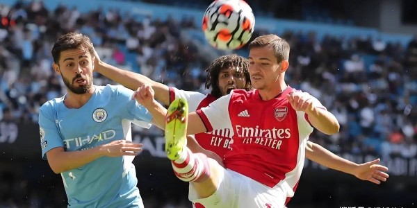 阿森纳主场1-2负伯恩茅斯：争冠路上，枪手为何总在四月“自爆”？