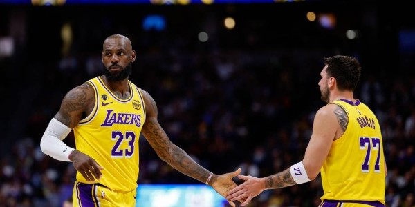 东契奇27+11约基奇28+12+13 湖人不敌掘金