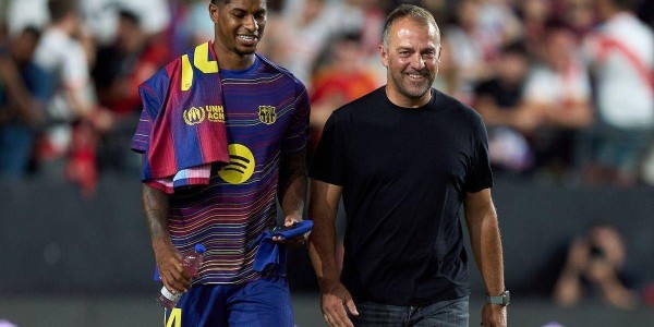 转会僵局！巴萨拖延拉什福德买断，曼联手握两年合同仍占主动