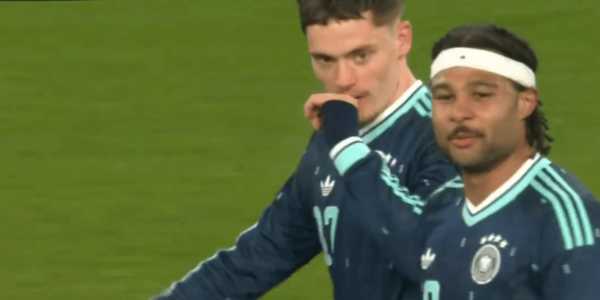 第86分钟绝杀！疯狂进球大战：轰入7球，利物浦球星一战封神：独造4球