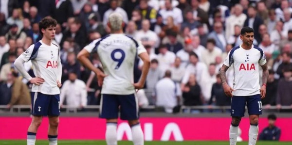 0-3惨败+5人目送！热刺离降级只差一层纸，还能救吗？