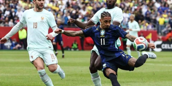 拉菲尼亚伤停五周成巴萨重大损失，赛前带伤出战自负其责