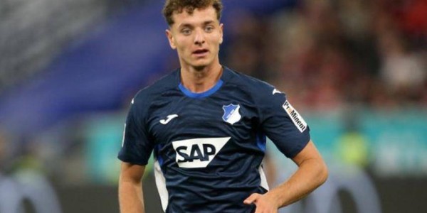 巴萨找到莱万完美替身！德甲高塔示爱，仅需2500万白菜价